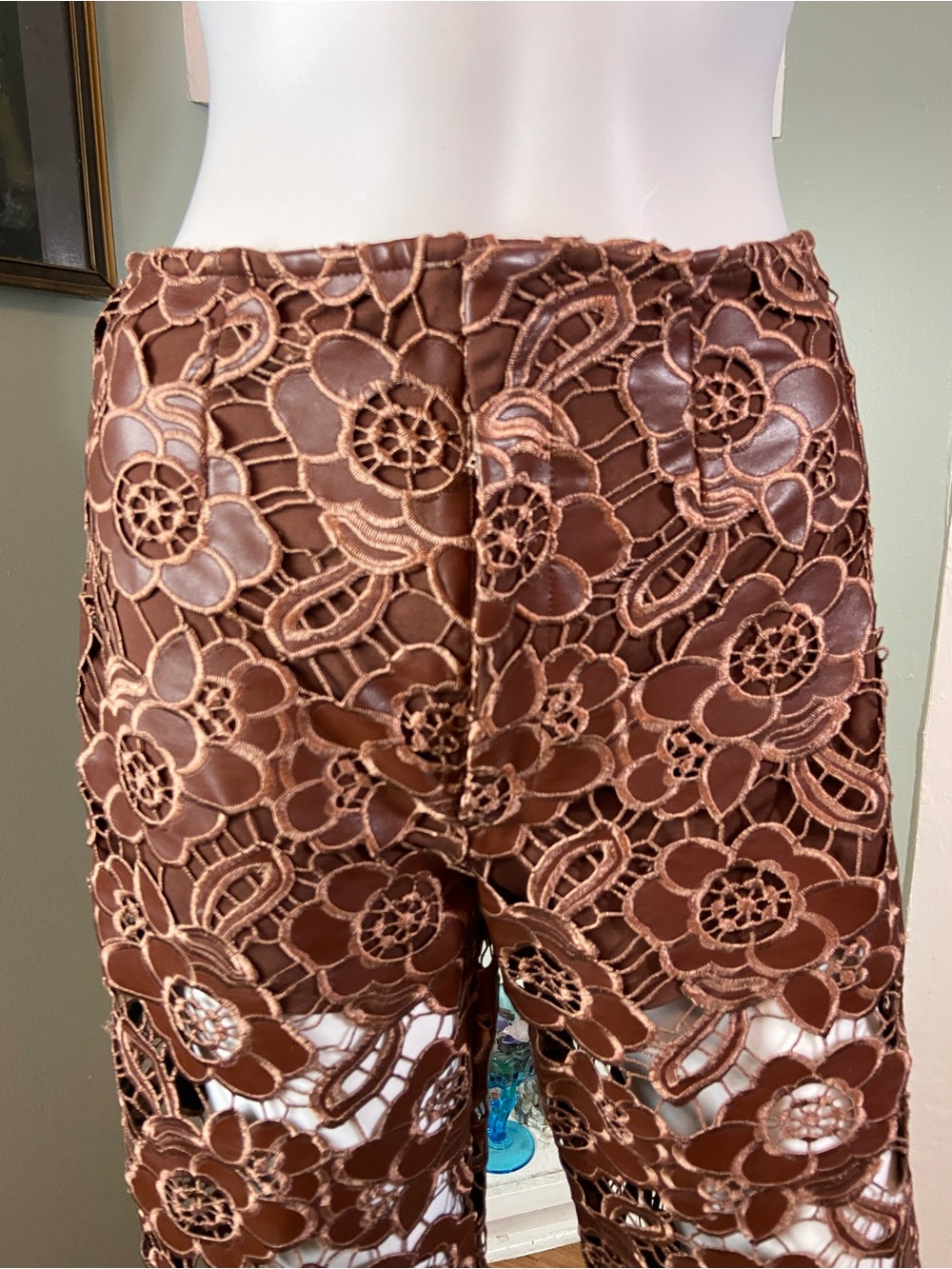 Anthropologie Faux Leather Lace Brown Floral Pants Sheer Embroidered Size 4 [CH] - Picture 6 of 13